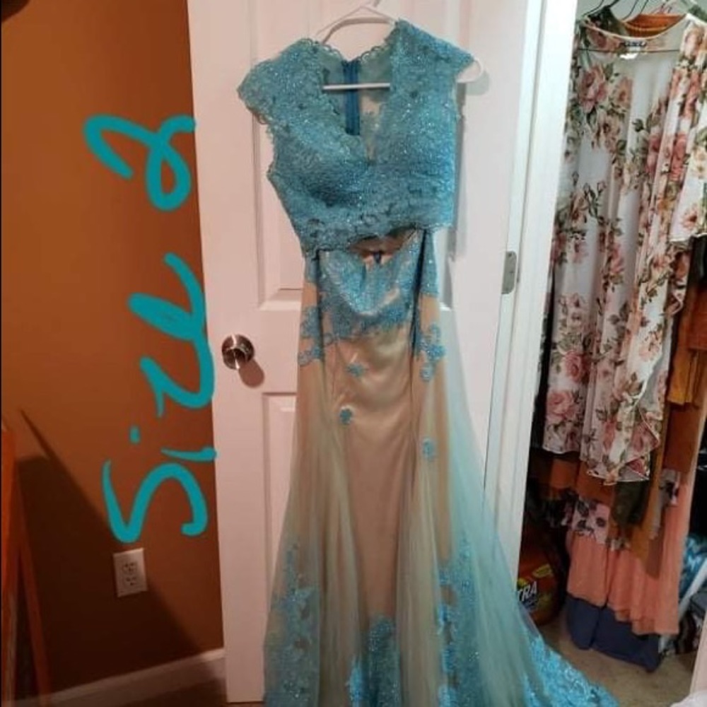 All dresses wore for about 1 hr